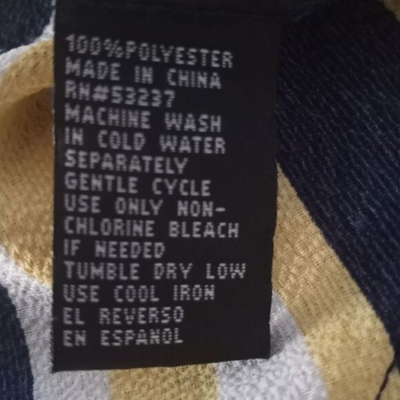 UNIQUE SPECTRUM YELLOW, WHITE, & NAVY OFF-THE-SHOULDER BLOUSE SZ.3X EUC - Picture 5 of 5